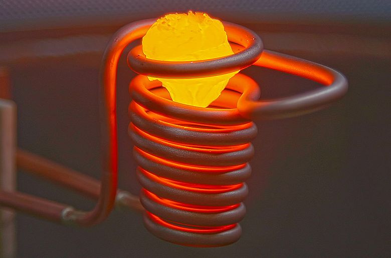 與火焰爐和電阻爐相比，高頻加熱爐有哪些優(yōu)點(diǎn)？